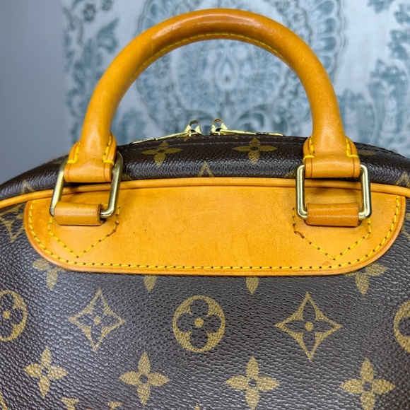 Sold - Picture 5 of 16